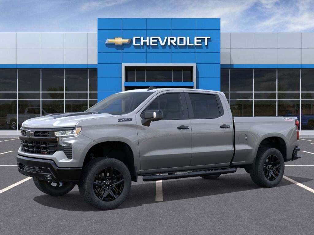 2026 Chevrolet Silverado 1500 4WD Crew Cab Standard Bed LT Trail Boss