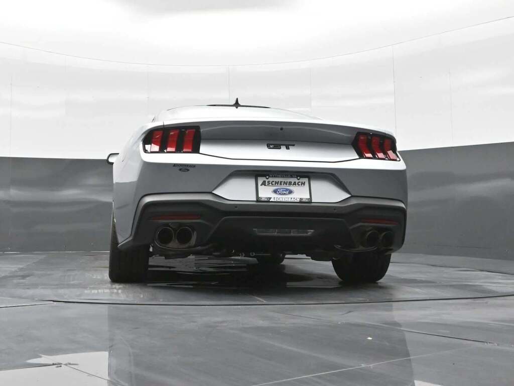 2025 Ford Mustang GT Premium Fastback