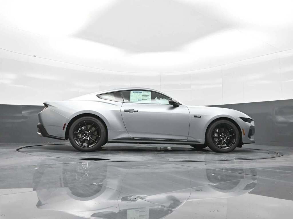 2025 Ford Mustang GT Premium Fastback
