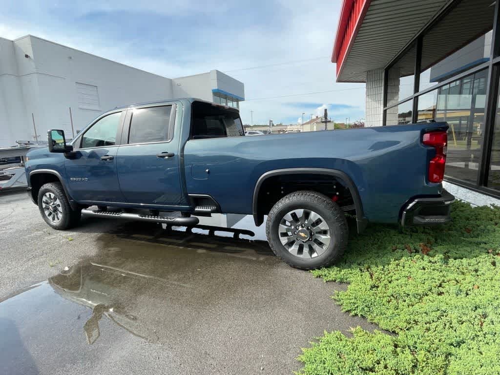 2025 Chevrolet Silverado 2500HD Custom