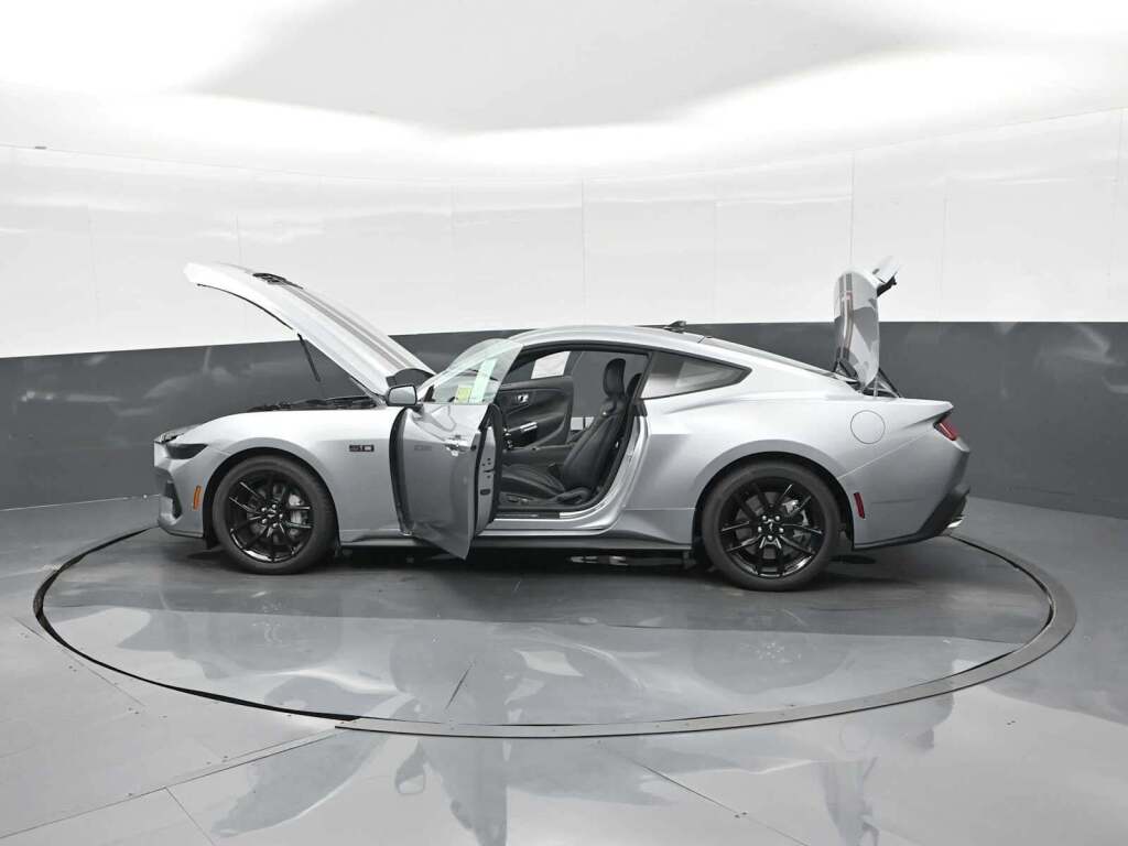 2025 Ford Mustang GT Premium Fastback