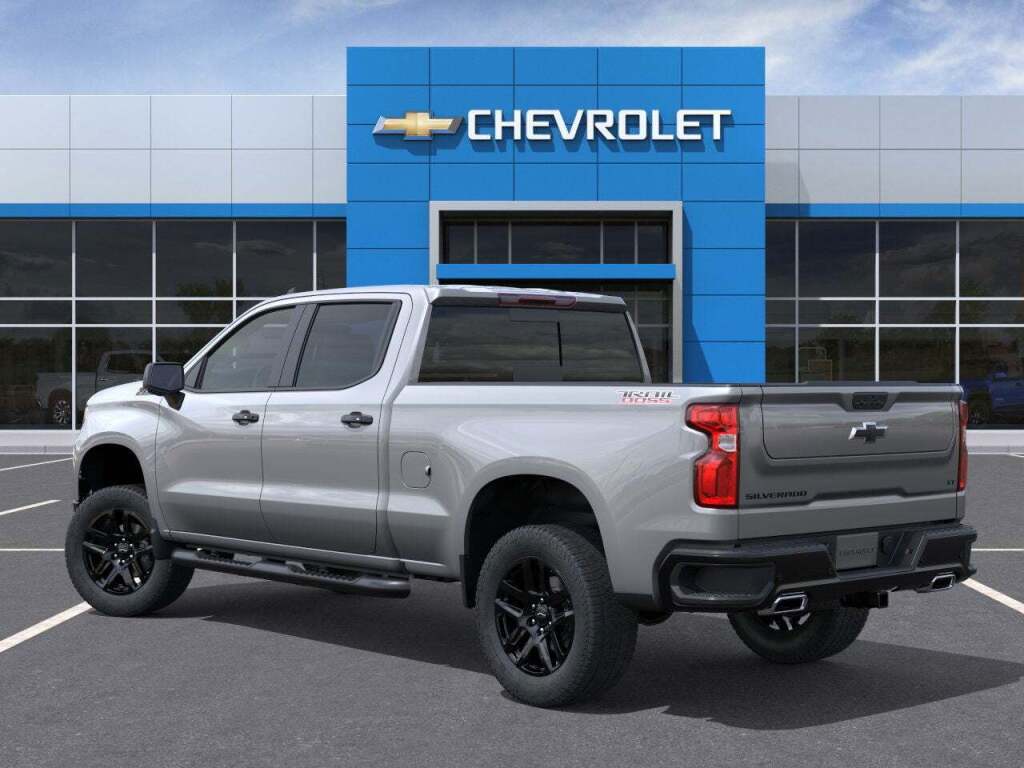 2026 Chevrolet Silverado 1500 4WD Crew Cab Standard Bed LT Trail Boss