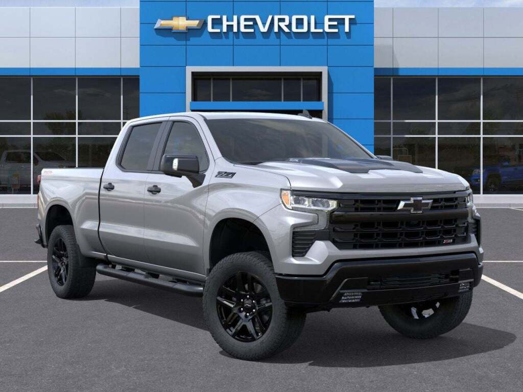 2026 Chevrolet Silverado 1500 4WD Crew Cab Standard Bed LT Trail Boss