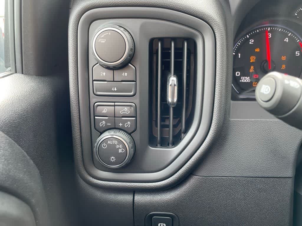 2025 Chevrolet Silverado 2500HD Custom