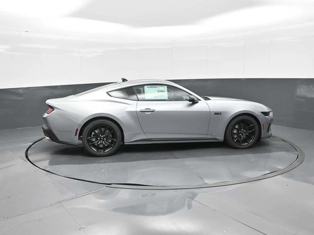 2025 Ford Mustang GT Premium Fastback
