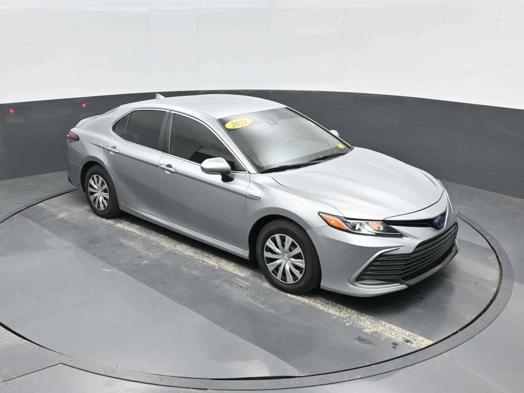 2021 Toyota Camry LE Hybrid