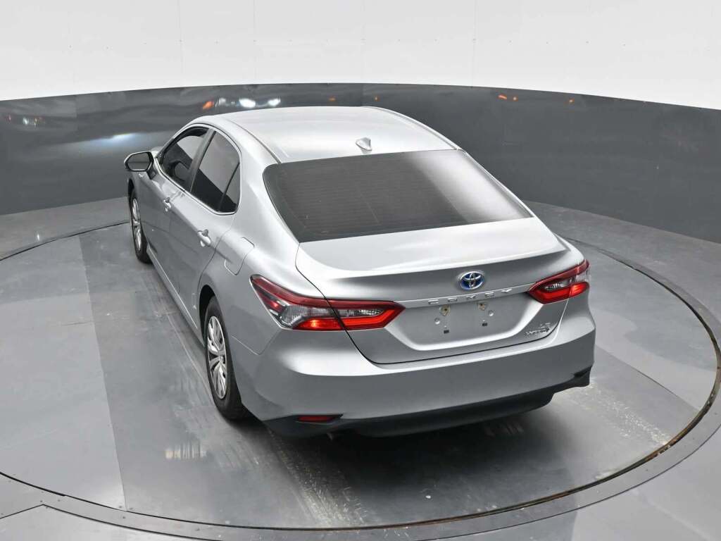 2021 Toyota Camry LE Hybrid