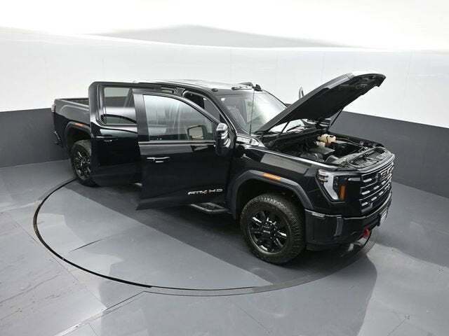 2024 GMC Sierra 2500HD 4WD Crew Cab Standard Bed AT4