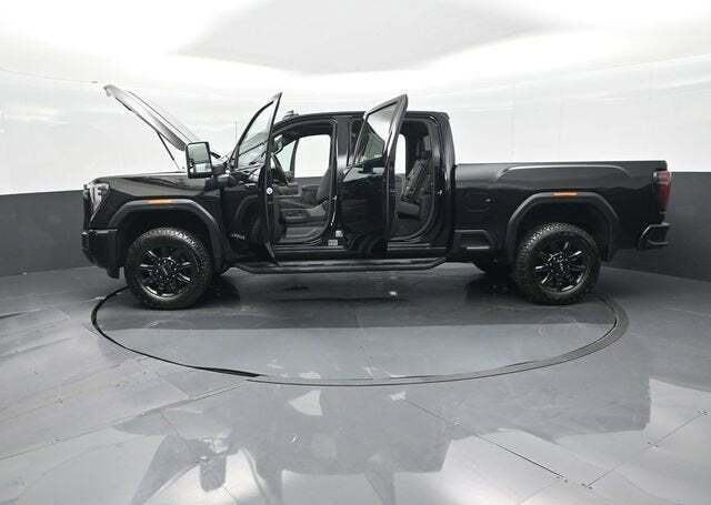 2024 GMC Sierra 2500HD 4WD Crew Cab Standard Bed AT4