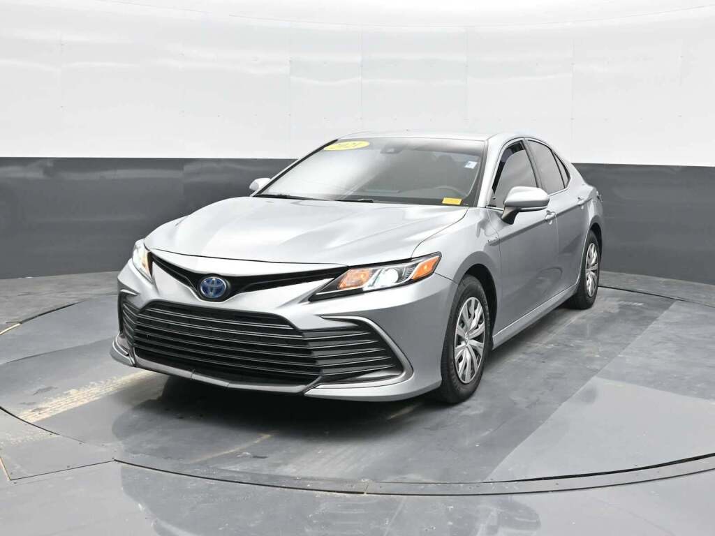 2021 Toyota Camry LE Hybrid