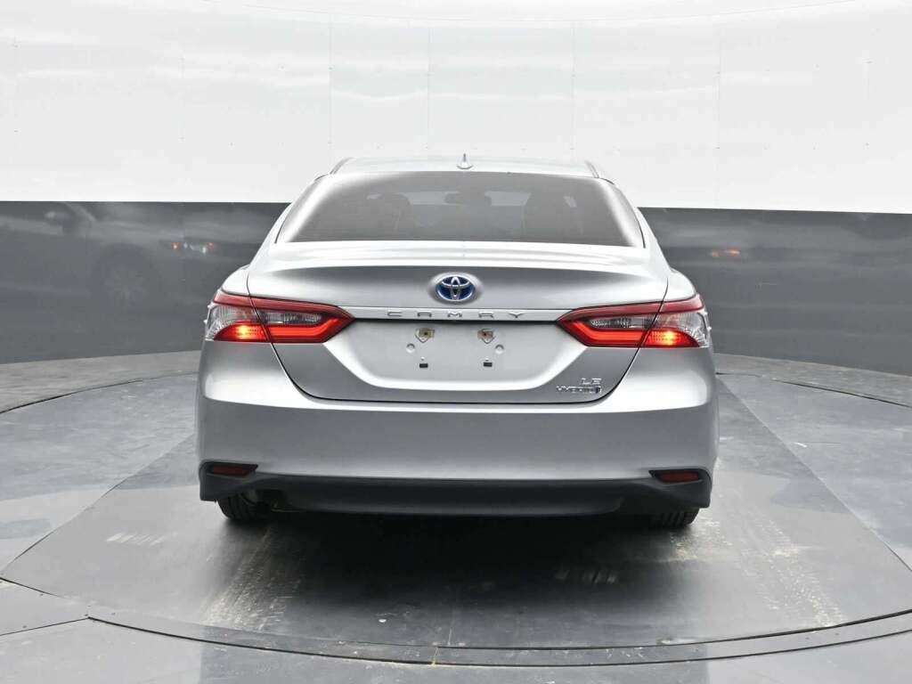 2021 Toyota Camry LE Hybrid