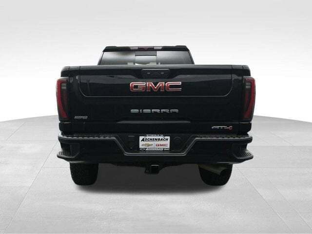 2024 GMC Sierra 2500HD 4WD Crew Cab Standard Bed AT4