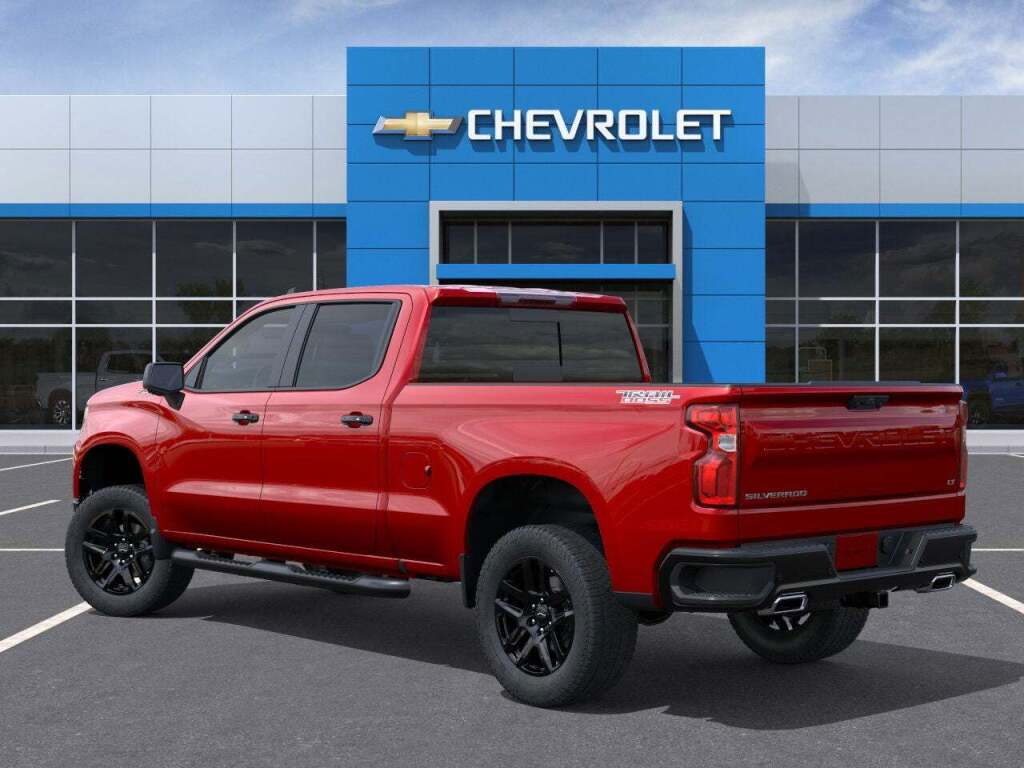 2026 Chevrolet Silverado 1500 4WD Crew Cab Short Bed LT Trail Boss