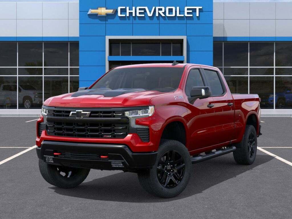 2026 Chevrolet Silverado 1500 4WD Crew Cab Short Bed LT Trail Boss