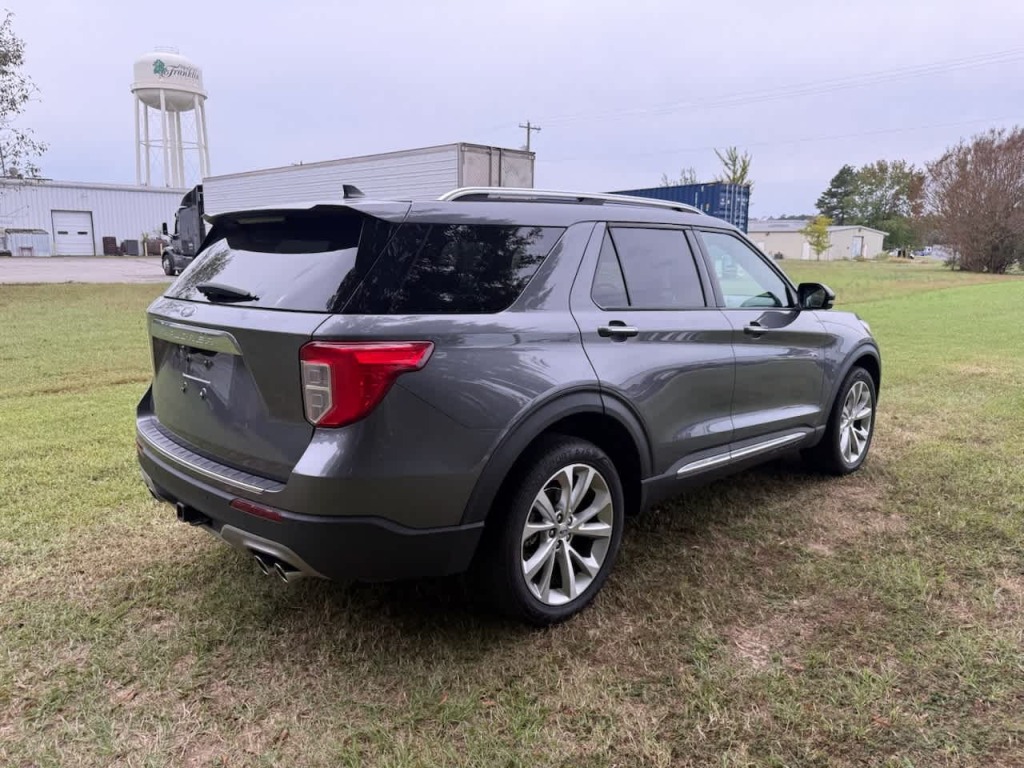 2021 Ford Explorer Platinum