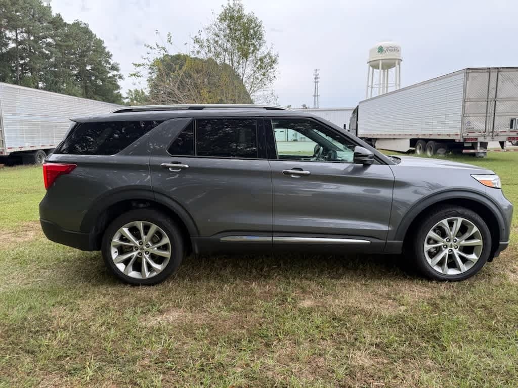 2021 Ford Explorer Platinum