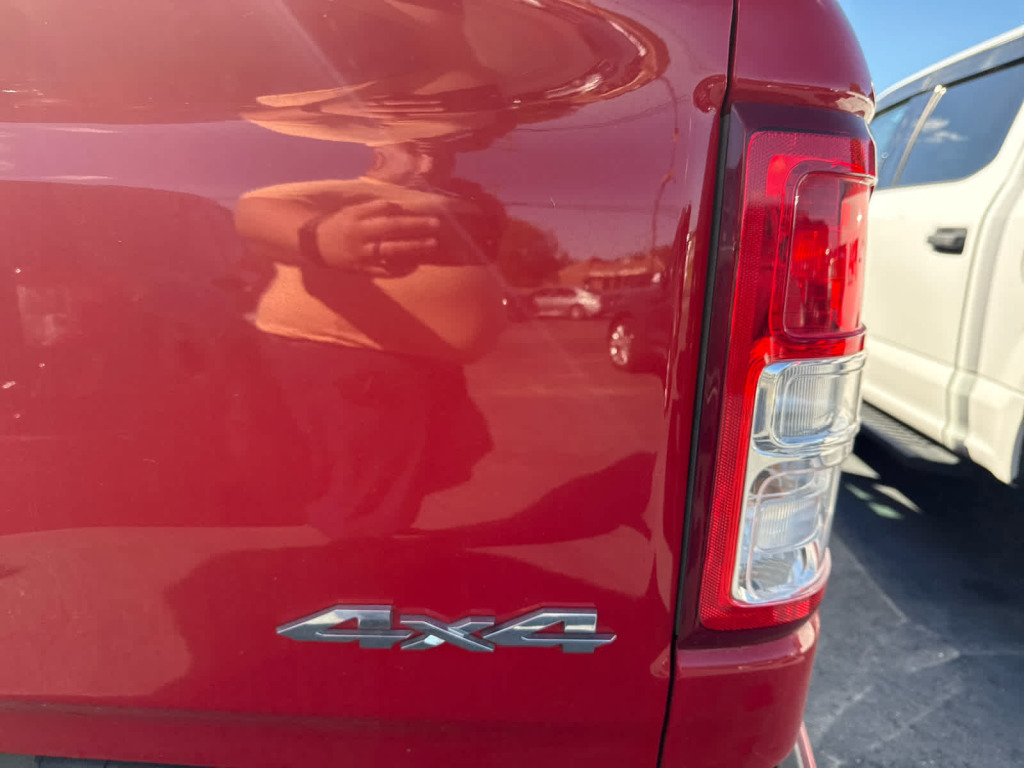 2022 Ram 1500 Big Horn Crew Cab 4x4 5'7" Box