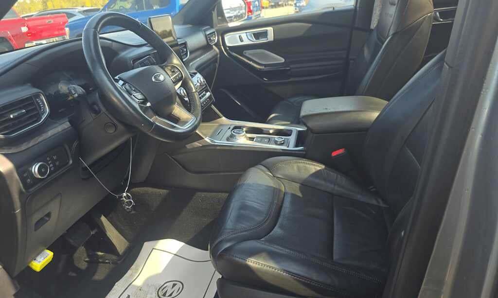 2022 Ford Explorer Platinum