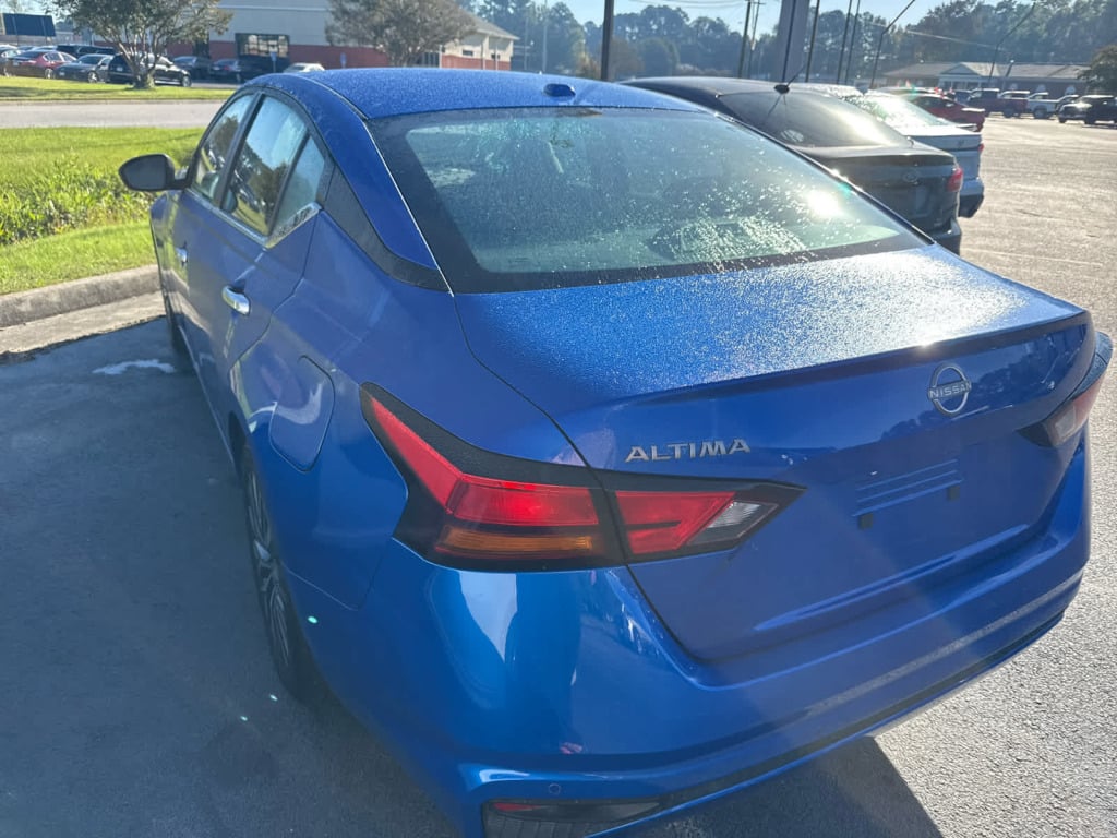 2025 Nissan Altima SV FWD