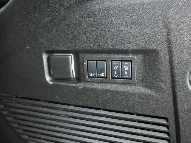 2024 GMC Yukon 4WD Denali