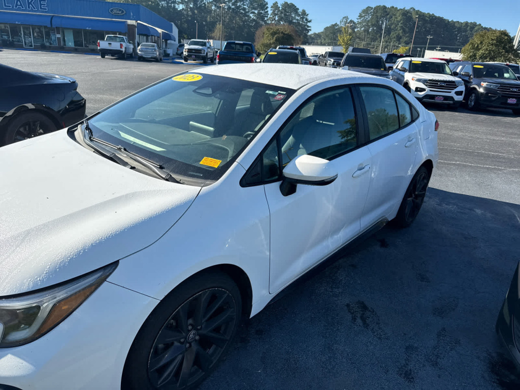 2023 Toyota Corolla SE