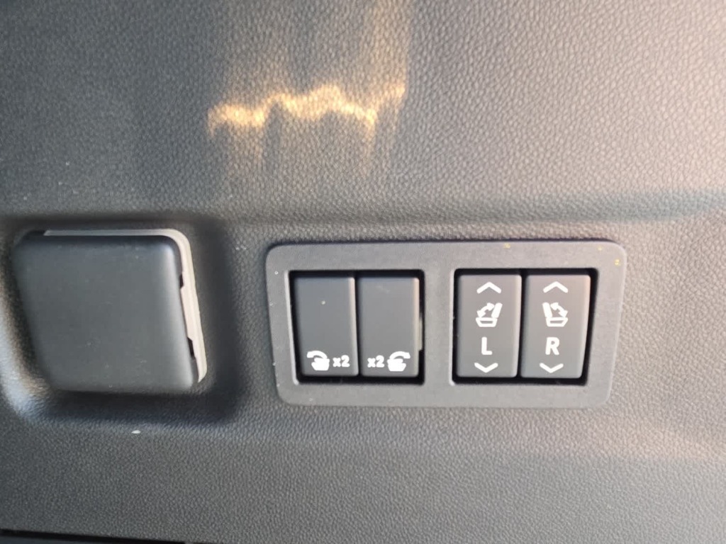 2026 Chevrolet Suburban Premier, 4WD