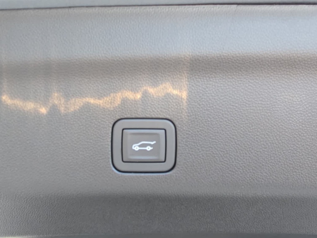 2026 Chevrolet Suburban Premier, 4WD