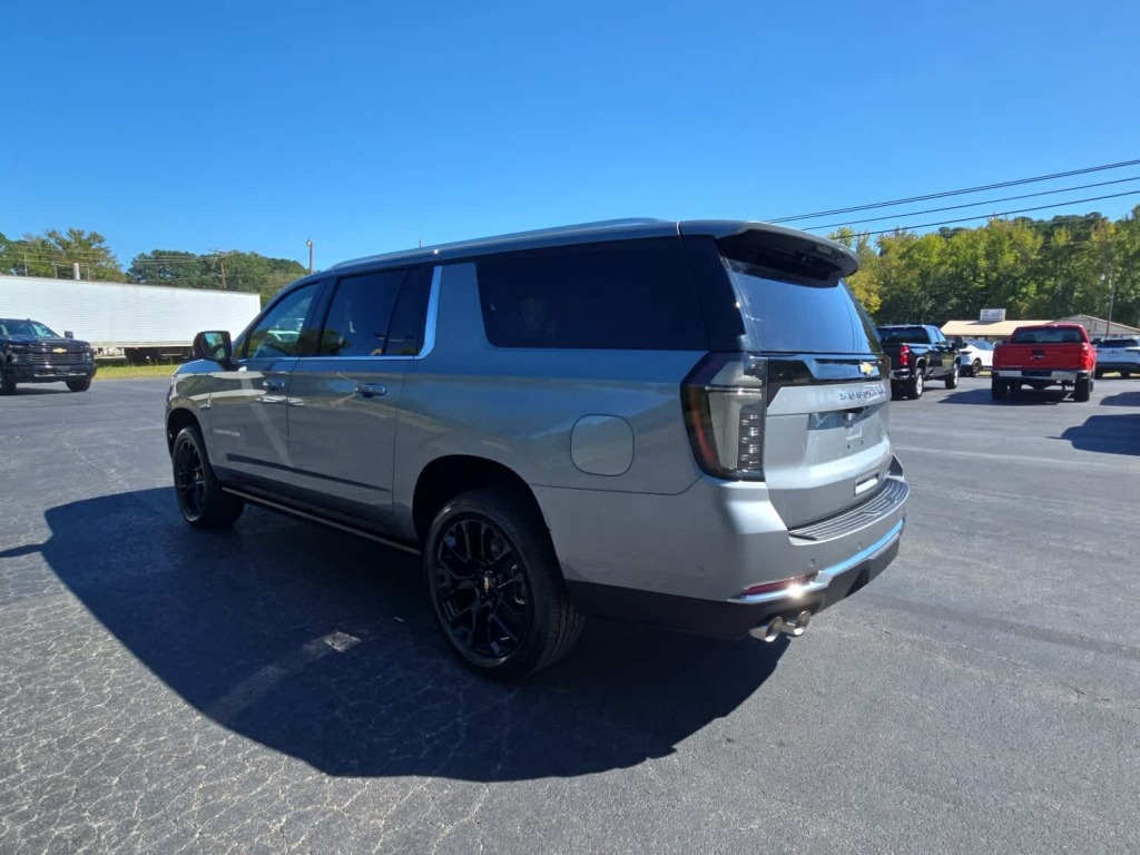 2026 Chevrolet Suburban Premier, 4WD