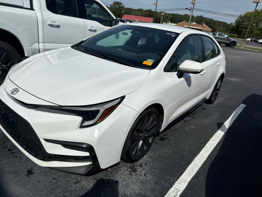 2023 Toyota Corolla SE