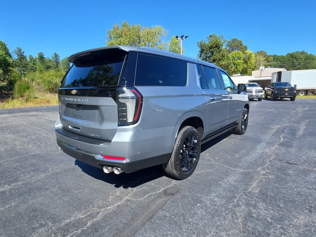 2026 Chevrolet Suburban Premier, 4WD
