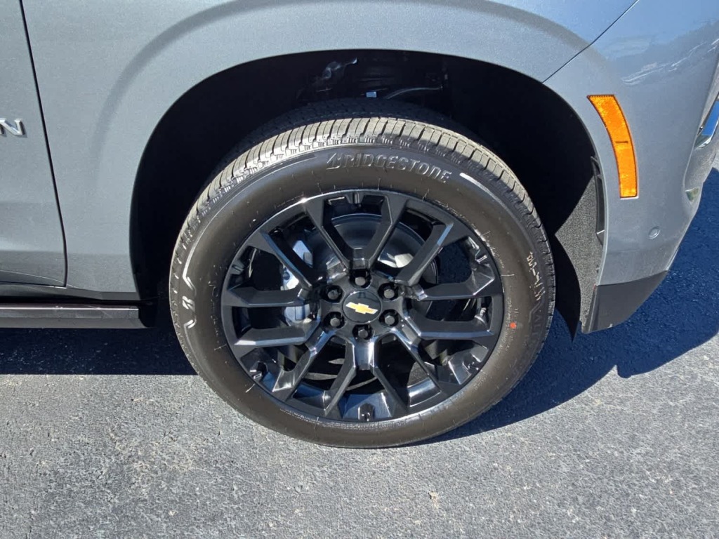2026 Chevrolet Suburban Premier, 4WD