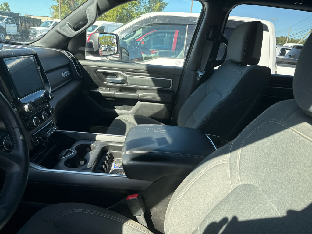 2022 Ram 1500 Big Horn Crew Cab 4x4 5'7" Box