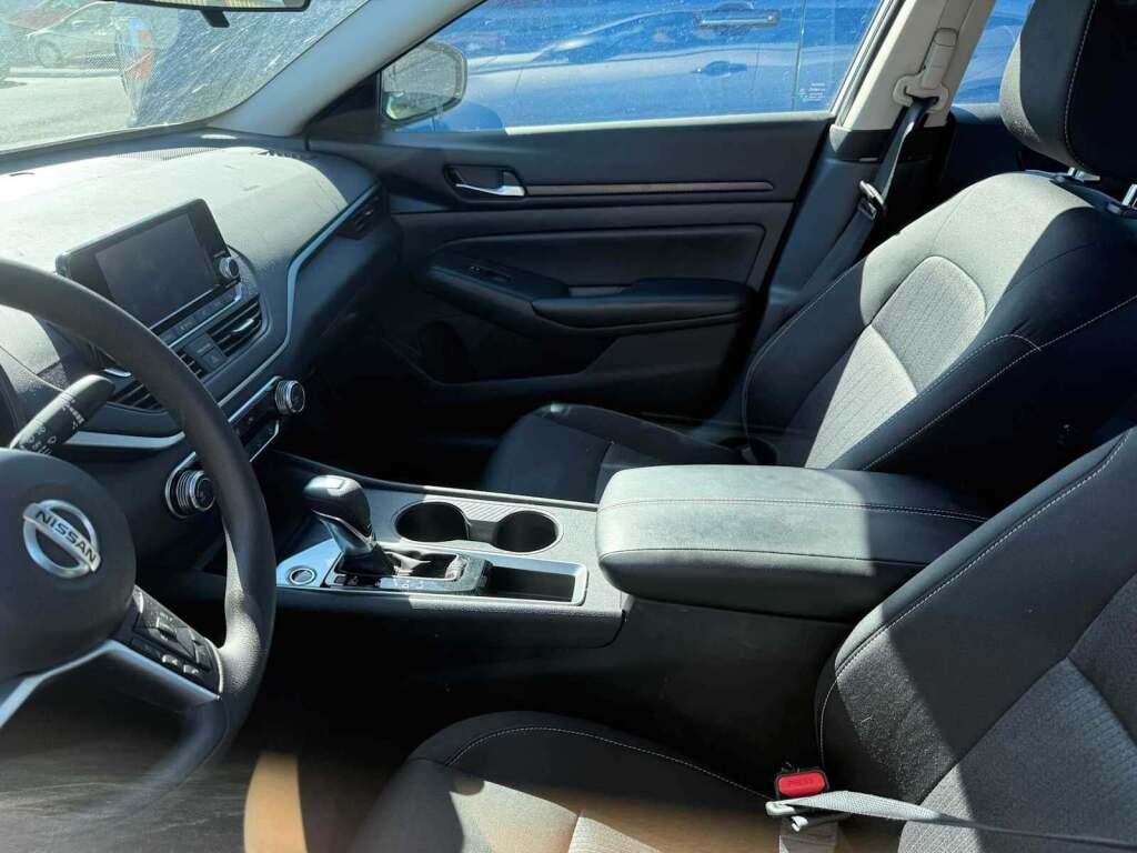 2022 Nissan Altima S FWD