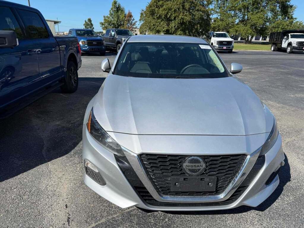 2022 Nissan Altima S FWD