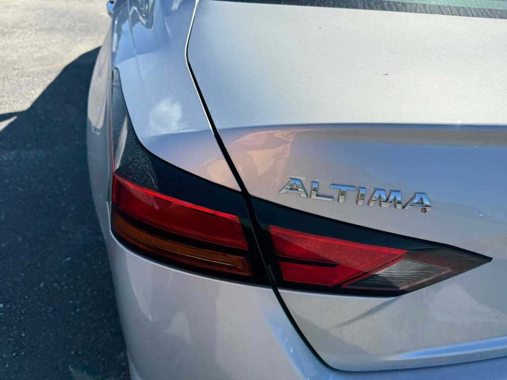 2022 Nissan Altima S FWD