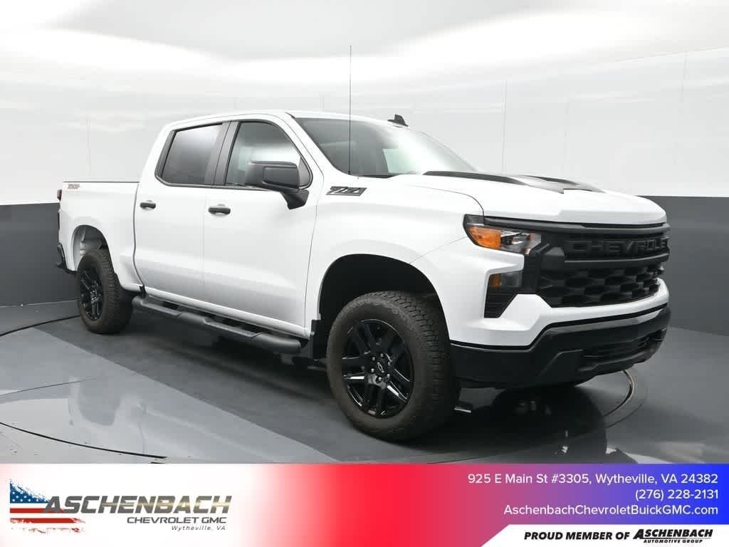 2024 Chevrolet Silverado 1500 4WD Crew Cab Short Bed Custom Trail Boss