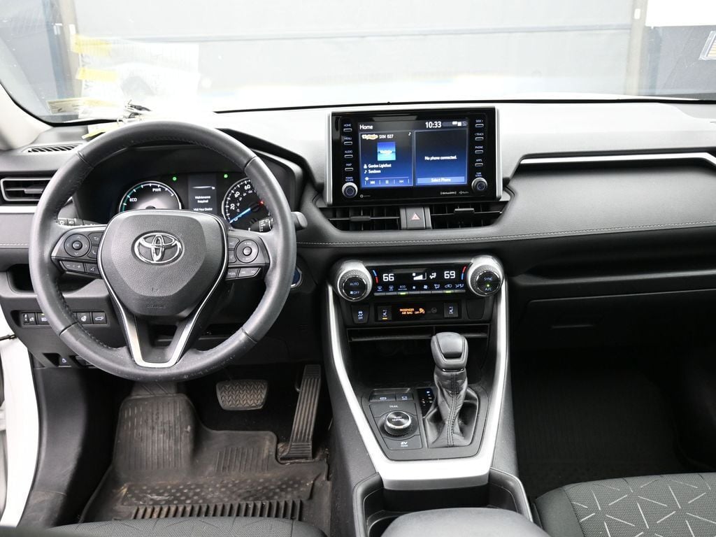 2021 Toyota RAV4 Hybrid XLE