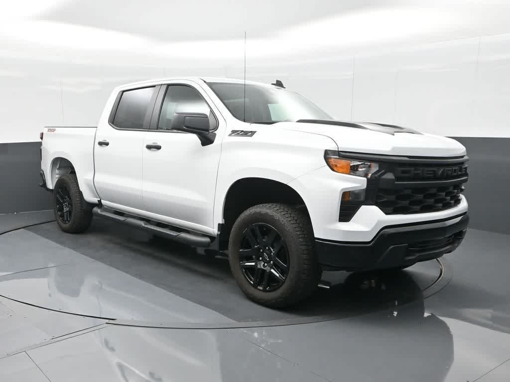 2024 Chevrolet Silverado 1500 4WD Crew Cab Short Bed Custom Trail Boss
