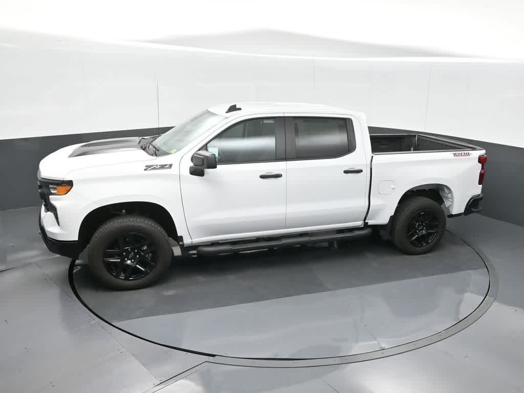 2024 Chevrolet Silverado 1500 4WD Crew Cab Short Bed Custom Trail Boss