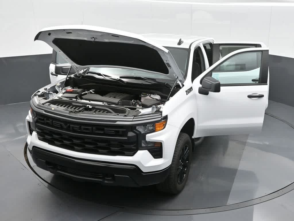 2024 Chevrolet Silverado 1500 4WD Crew Cab Short Bed Custom Trail Boss