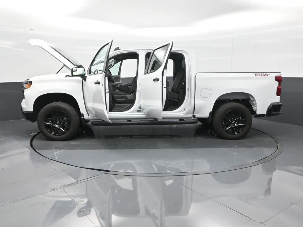 2024 Chevrolet Silverado 1500 4WD Crew Cab Short Bed Custom Trail Boss