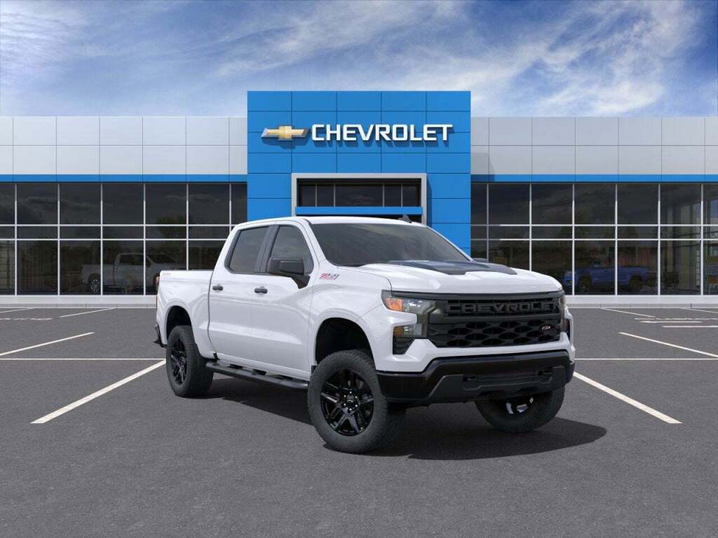 2024 Chevrolet Silverado 1500 4WD Crew Cab Short Bed Custom Trail Boss