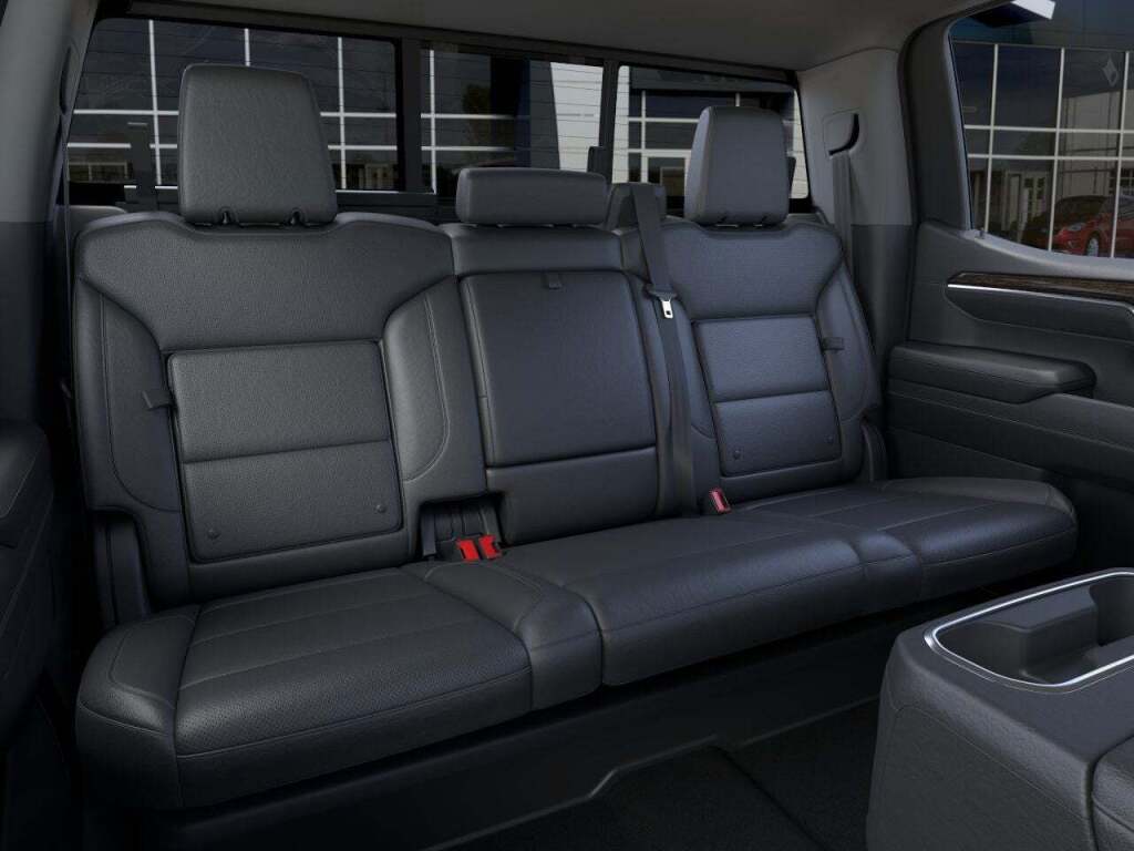 2025 GMC Sierra 1500 4WD Crew Cab Short Box SLT