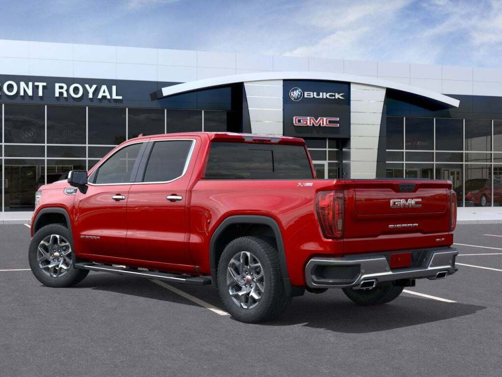 2025 GMC Sierra 1500 4WD Crew Cab Short Box SLT