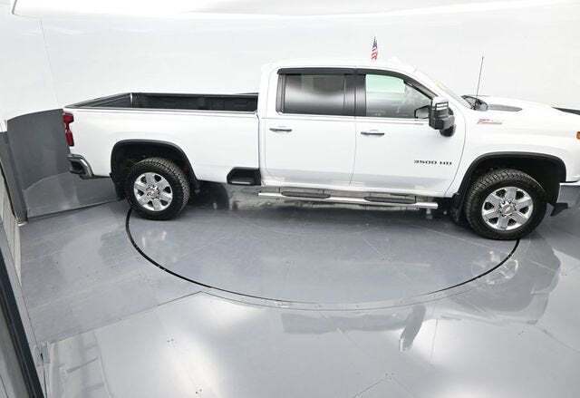 2022 Chevrolet Silverado 3500HD 4WD Crew Cab Long Bed LTZ