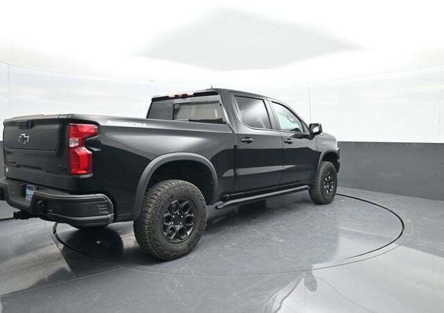 2023 Chevrolet Silverado 1500 4WD Crew Cab Short Bed ZR2