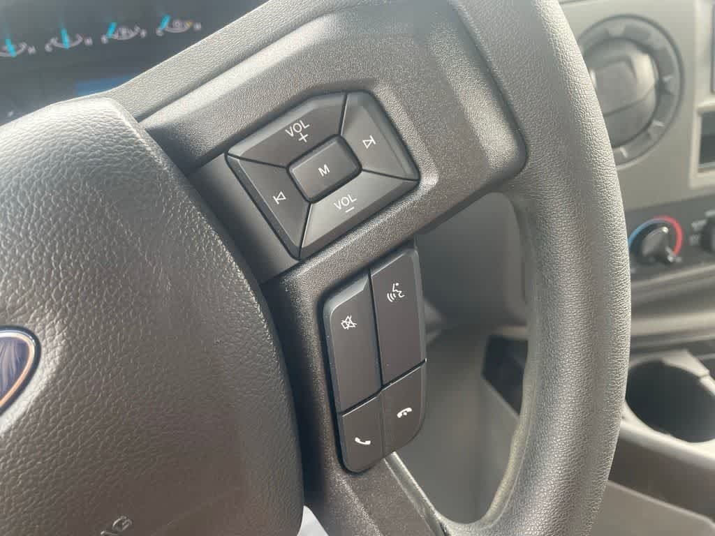 2024 Ford E-450 Cutaway 