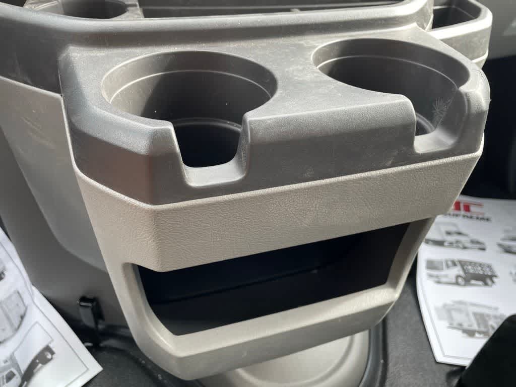 2024 Ford E-450 Cutaway 