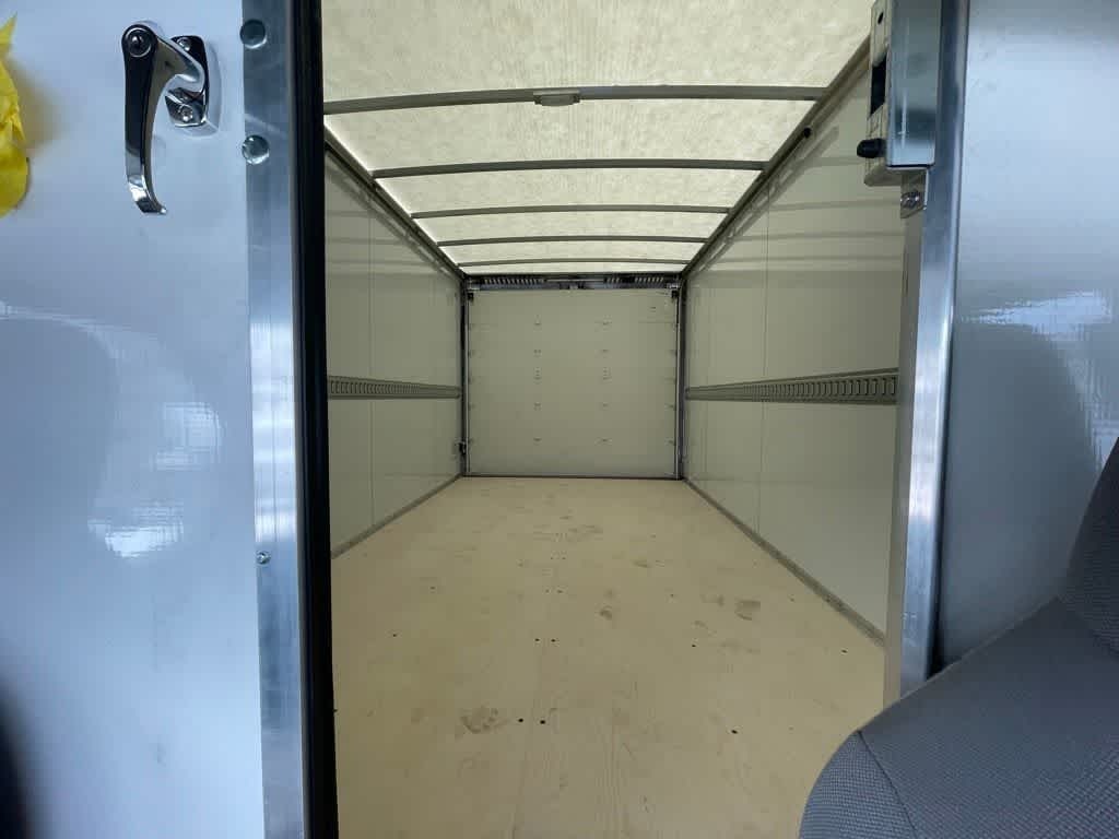 2024 Ford E-450 Cutaway 