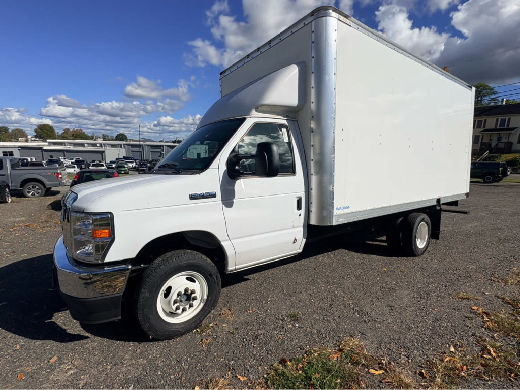 2024 Ford E-450 Cutaway 